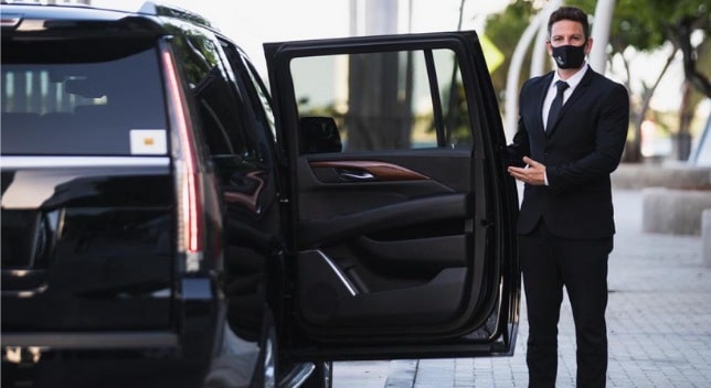 Private luxury SUV chauffeur service in Anna Maria Island FL for airport transfers and corporate travel.