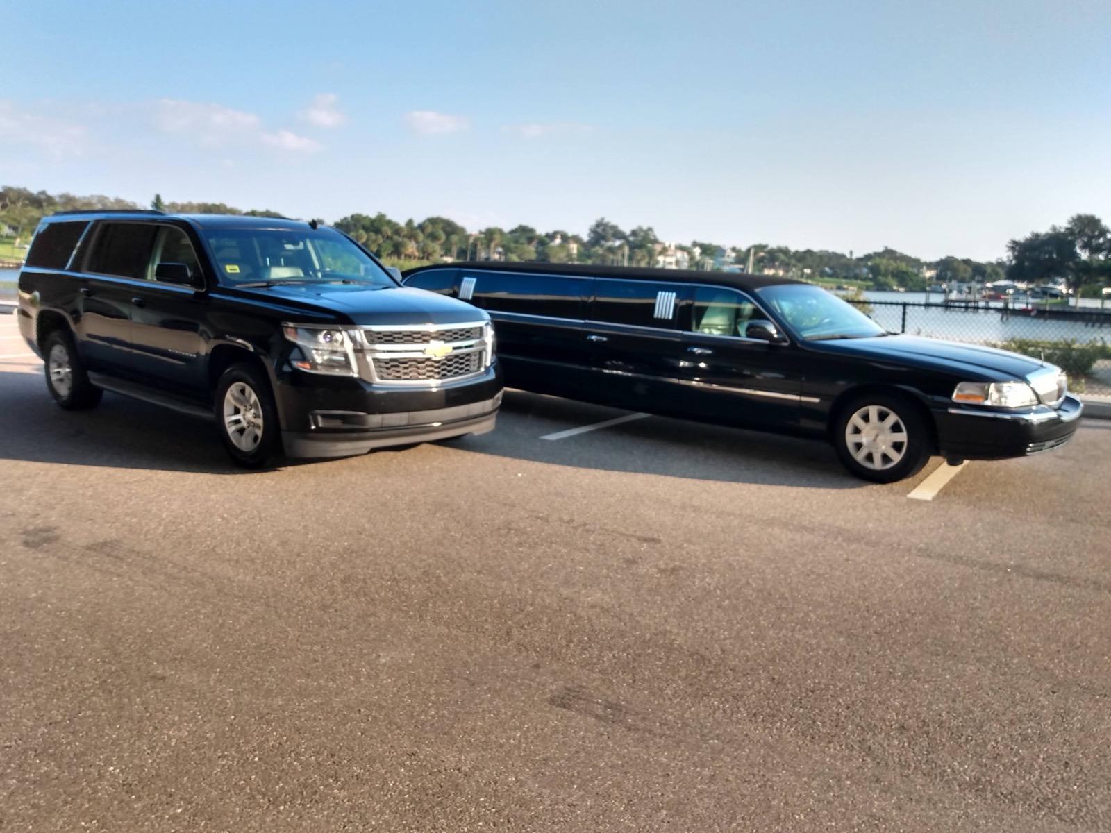 Airport SUV FL luxury SUV and limousine providing professional airport transportation and chauffeur services in Florida.